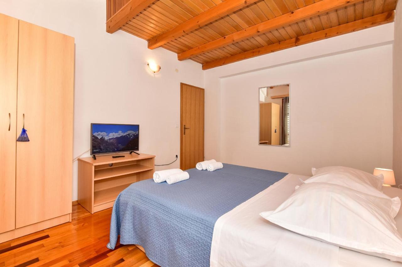 Apartmani Mate Makarska Exterior photo
